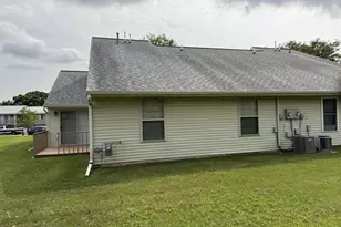 569 E Slifer St, Portage, WI 53901 - Photo 24