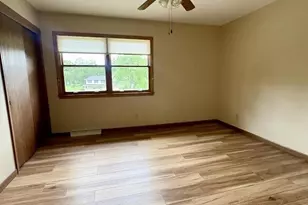 W275N4880 S Courtland Cir, Pewaukee, WI 53072 - Photo 24
