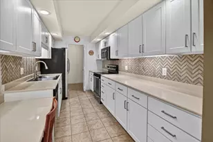 75 Golf Pkwy, Madison, WI 53704 - Photo 10