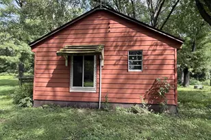 30615 Lakeshore Dr, Prairie Du Chien, WI 53821 - Photo 2