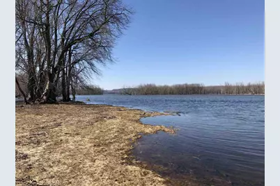30615 Lakeshore Drive, Prairie Du Chien, WI 53821 - Photo 30