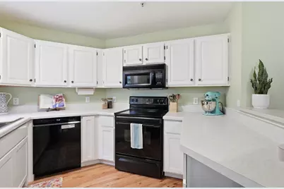 2055 McKenna Boulevard, Madison, WI 53711 - Photo 12