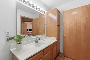 2055 McKenna Blvd, Madison, WI 53711 - Photo 22