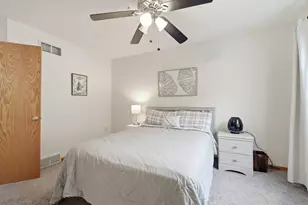 2055 McKenna Blvd, Madison, WI 53711 - Photo 24