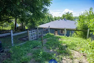 1021 W Conant St, Portage, WI 53901 - Photo 46