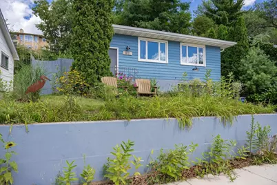 1021 W Conant Street, Portage, WI 53901 - Photo 4