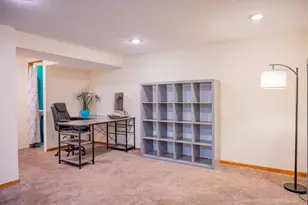 1021 W Conant St, Portage, WI 53901 - Photo 36