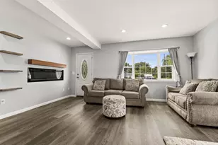 [Address not provided], Janesville, WI 53546 - Photo 4