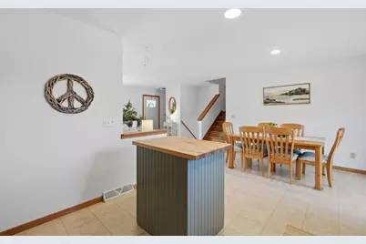 301 Ridgeview Drive, Lake Mills, WI 53551 - Photo 20