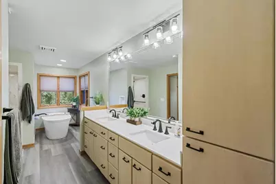 2903 Wood Thrush Circle, Portage, WI 53901 - Photo 18
