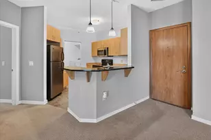 5196 Sassafras Dr, Fitchburg, WI 53711 - Photo 16