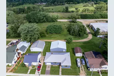 1016 Academy Street, Elroy, WI 53929 - Photo 52