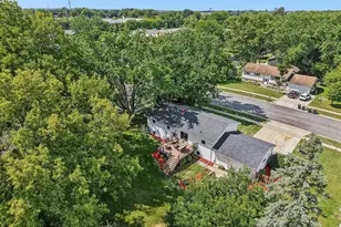 401 Woodview Dr, Sun Prairie, WI 53590 - Photo 54