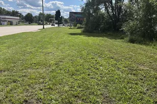 610 W Centerway, Janesville, WI 53548 - Photo 1