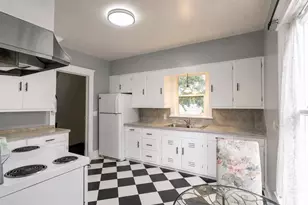 643 Park Ave, Beloit, WI 53511 - Photo 18