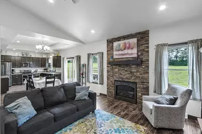 420 Ridgeway Drive, Rio, WI 53960 - Photo 28