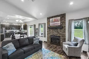 420 Ridgeway Dr, Rio, WI 53960 - Photo 28