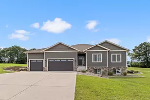 420 Ridgeway Dr, Rio, WI 53960 - Photo 84