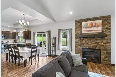 420 Ridgeway Drive, Rio, WI 53960 - Photo 12