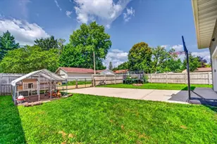 311 N Lincoln St, Poynette, WI 53955 - Photo 38