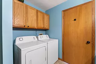 W2579 Zurfluh Rd, Albany, WI 53502 - Photo 22