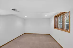 622 Springbrook Cir, DeForest, WI 53532 - Photo 68
