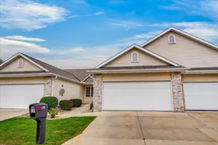 622 Springbrook Cir, DeForest, WI 53532 - Photo 80