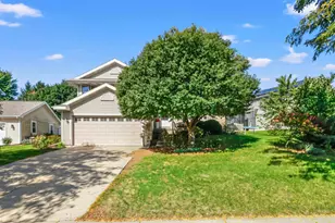 2338 Quartz Ln, Madison, WI 53719 - Photo 2