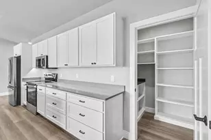 104 Hill Row, Portage, WI 53901 - Photo 6