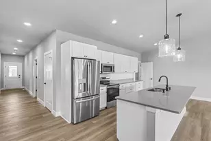 104 Hill Row, Portage, WI 53901 - Photo 4