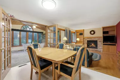 14 W Newhaven Circle, Madison, WI 53717 - Photo 12