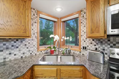 14 W Newhaven Circle, Madison, WI 53717 - Photo 10