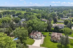 5591 Huntingwood Way, Waunakee, WI 53597 - Photo 70