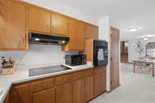 926 Frederick St, Sun Prairie, WI 53590 - Photo 18
