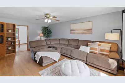 926 Frederick Street, Sun Prairie, WI 53590 - Photo 6