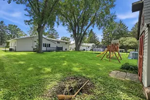 926 Frederick St, Sun Prairie, WI 53590 - Photo 40