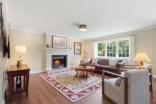 1182 Broadway Dr, Sun Prairie, WI 53590 - Photo 4