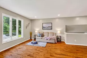 2727 Tami Trail, Fitchburg, WI 53711 - Photo 8