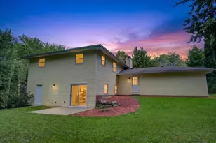 2727 Tami Trail, Fitchburg, WI 53711 - Photo 58