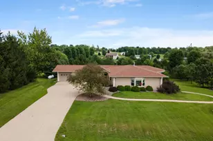 N2490 Carnie Rd, Monroe, WI 53566 - Photo 4