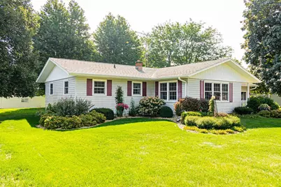1904 W 7th Avenue, Brodhead, WI 53520 - Photo 4