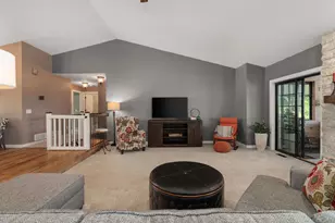 1828 Lake View Terrace, Stoughton, WI 53589 - Photo 10