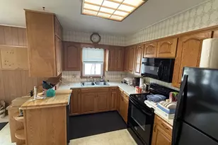 1021 S 14th St, Prairie Du Chien, WI 53821 - Photo 10