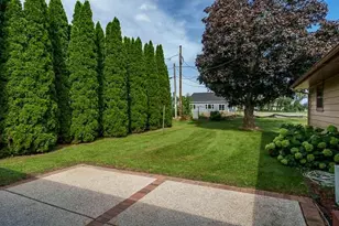 402 N Pine St, Orfordville, WI 53576 - Photo 32