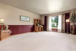 402 N Pine St, Orfordville, WI 53576 - Photo 10