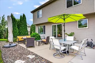 912 Questa Ridge Trail, Verona, WI 53593 - Photo 10