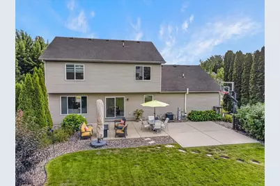 912 Questa Ridge Trail, Verona, WI 53593 - Photo 6
