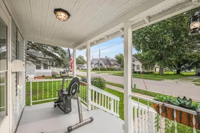 457 N Walnut Street, Janesville, WI 53548 - Photo 4