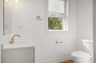 2954 Milwaukee St, Madison, WI 53704 - Photo 10