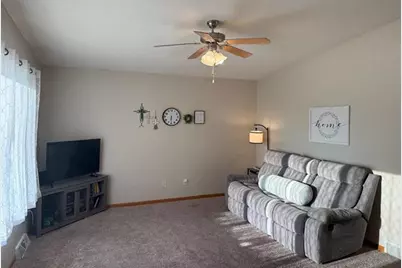 6802 Sunset Meadow Drive, Windsor, WI 53598 - Photo 8